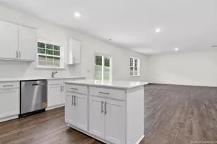 20 Fair Child Rd, Spring Lake, NC 28390 - Photo 13