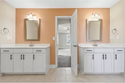 164 Leach Creek Drive, Raeford, NC 28376 - Photo 5