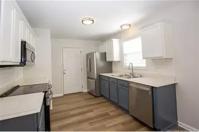 112 Raymond Street, Raeford, NC 28376 - Photo 9