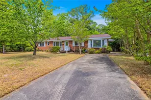 3220 Broadview Dr, Fayetteville, NC 28301 - Photo 3