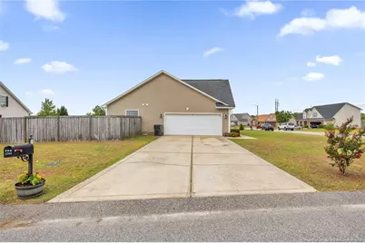 5744 Azure Drive, Hope Mills, NC 28348 - Photo 39