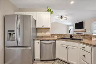 5744 Azure Dr, Hope Mills, NC 28348 - Photo 17