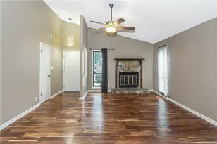 6972 Timberwood Dr, Fayetteville, NC 28314 - Photo 5