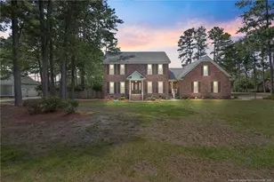 5400 Labrador Dr, Hope Mills, NC 28348 - Photo 1