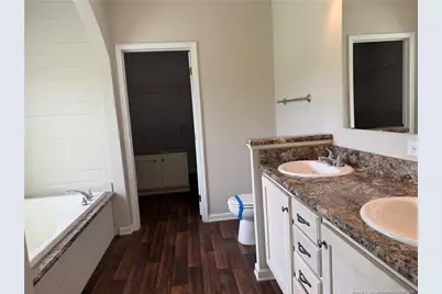 4107 Twisted Hickory Road, Elizabethtown, NC 28337 - Photo 23