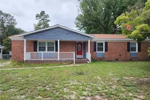 1334 Camelot Dr, Fayetteville, NC 28304 - Photo 1