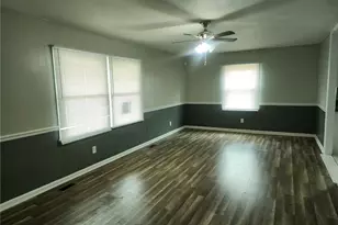 1334 Camelot Dr, Fayetteville, NC 28304 - Photo 5