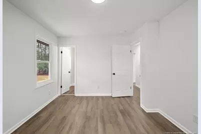 5490 Lindale Court, Fayetteville, NC 28314 - Photo 11
