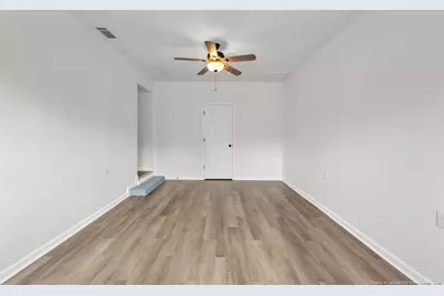5490 Lindale Court, Fayetteville, NC 28314 - Photo 17