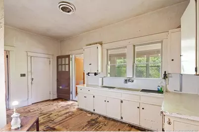 554 W Broad Street, Saint Pauls, NC 28384 - Photo 19