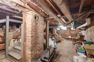 554 W Broad St, Saint Pauls, NC 28384 - Photo 39