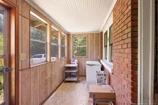 554 W Broad St, Saint Pauls, NC 28384 - Photo 23
