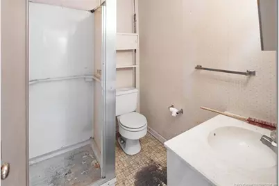 554 W Broad Street, Saint Pauls, NC 28384 - Photo 25