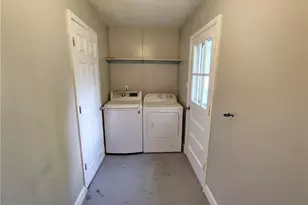 515 Farmview Dr, Fayetteville, NC 28311 - Photo 9