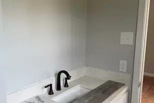 5114 Lake Valley Dr, Fayetteville, NC 28303 - Photo 5