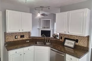 8701 Grouse Run Ln, Fayetteville, NC 28314 - Photo 13