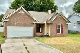 599 Sugaridge Ln, Fayetteville, NC 28311 - Photo 1