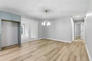 1934 Forest Hills Dr, Fayetteville, NC 28303 - Photo 9