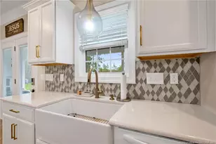 2945 Cragburn Pl, Fayetteville, NC 28306 - Photo 9