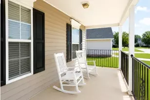 1416 War Admiral Ct, Parkton, NC 28371 - Photo 3
