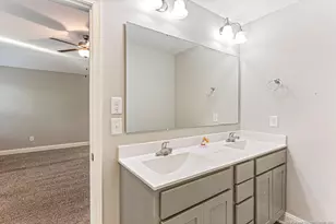2240 Mannington Dr, Fayetteville, NC 28306 - Photo 19