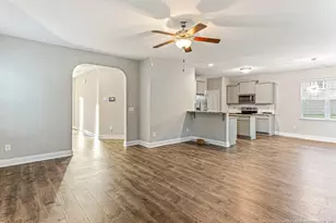 2240 Mannington Dr, Fayetteville, NC 28306 - Photo 9