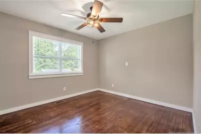 604 Roundtree Drive, Fayetteville, NC 28303 - Photo 15