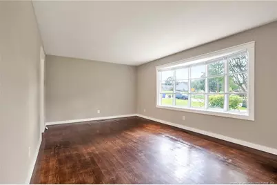 604 Roundtree Drive, Fayetteville, NC 28303 - Photo 5