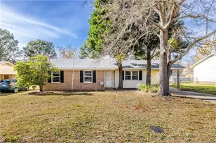 3636 Metric Dr, Hope Mills, NC 28348 - Photo 1