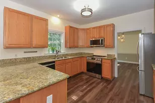 8812 Valley Springs Pl, Raleigh, NC 27615 - Photo 7