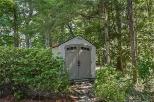 8812 Valley Springs Pl, Raleigh, NC 27615 - Photo 41