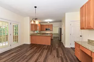 8812 Valley Springs Pl, Raleigh, NC 27615 - Photo 11