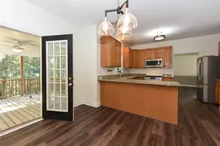 8812 Valley Springs Pl, Raleigh, NC 27615 - Photo 13
