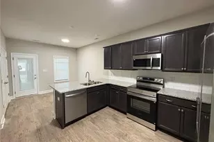 2026 B Progress St, Fayetteville, NC 28306 - Photo 5