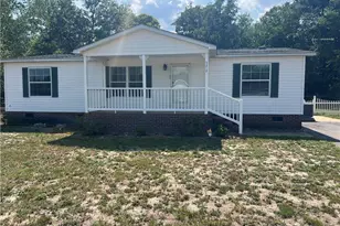5212 Perry Oliver Dr, Hope Mills, NC 28348 - Photo 1