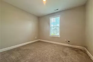 1752 Stackhouse Dr, Fayetteville, NC 28314 - Photo 15