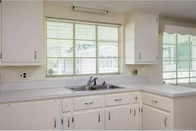 528 Fayetteville Street, Newton Grove, NC 28366 - Photo 13