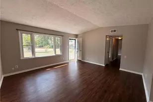 4805 Fellows Ct, Hope Mills, NC 28348 - Photo 3