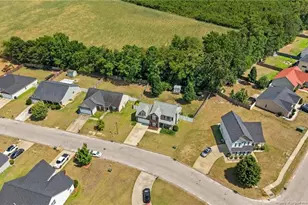 128 Crestwood Ln, Raeford, NC 28376 - Photo 3