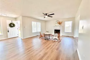 6418 Streeter Dr, Hope Mills, NC 28348 - Photo 7