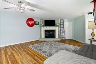6885 Buttermere Dr, Fayetteville, NC 28314 - Photo 9
