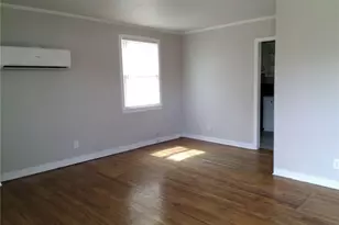1009 Cherry St, Lumberton, NC 28358 - Photo 5