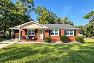 815 McNeil St, Spring Lake, NC 28390 - Photo 1
