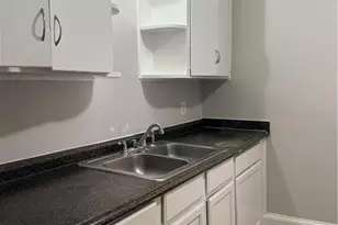 919 Doll St, Fayetteville, NC 28303 - Photo 5