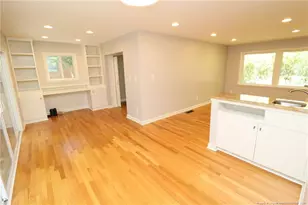 1009 Dogwood Ln, Raleigh, NC 27607 - Photo 9