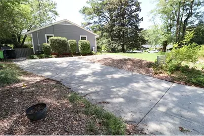 1009 Dogwood Lane, Raleigh, NC 27607 - Photo 45