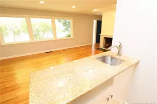 1009 Dogwood Ln, Raleigh, NC 27607 - Photo 7