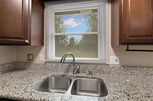 6604 Vaughn Rd, Fayetteville, NC 28304 - Photo 11