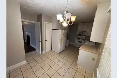 704 W 27th Street, Lumberton, NC 28358 - Photo 11