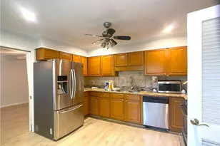 2721 Mirror Lake Dr, Fayetteville, NC 28303 - Photo 9